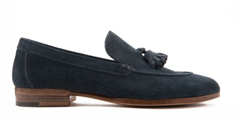 WOMAN LOAFER UNLINED WITH TASSELS SUEDE LEATHER